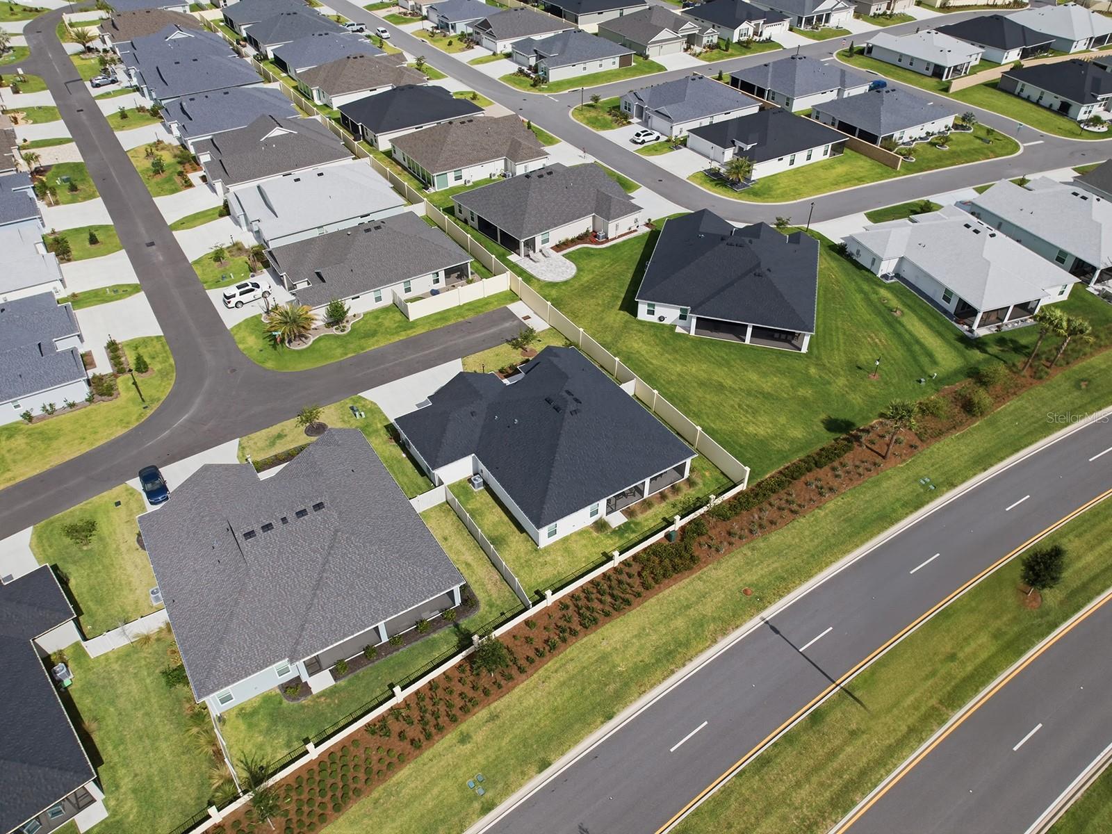 VILLAGES/SOUTHERN OAKS UN 246 - Residential