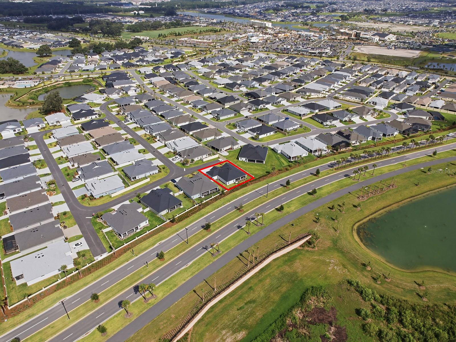 VILLAGES/SOUTHERN OAKS UN 246 - Residential