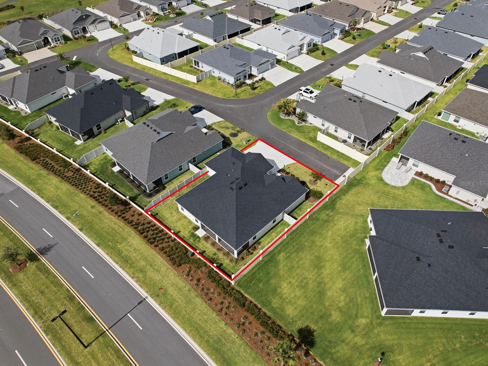 VILLAGES/SOUTHERN OAKS UN 246 - Residential