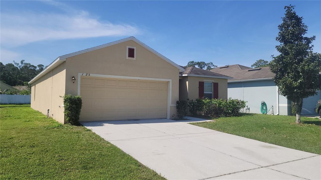 Photo of 1725 Wallace Manor Loop, Winter Haven, FL 33880 (MLS # S5142478)