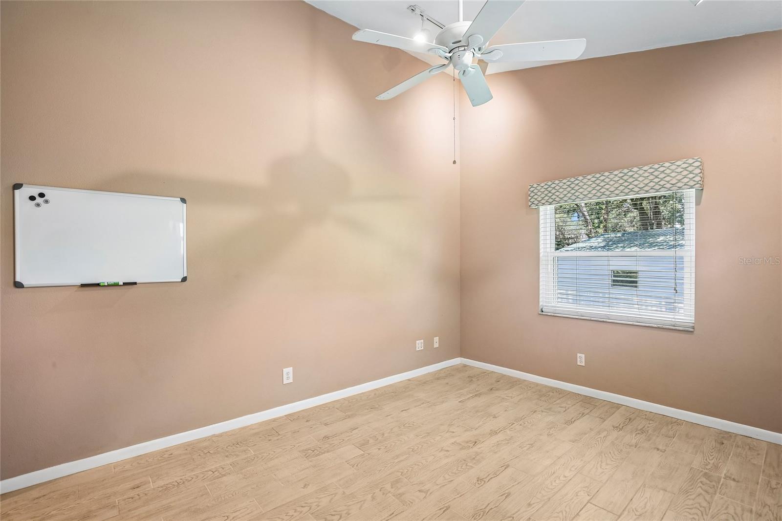 BUCKHORN OAKS UNIT 1 - Residential