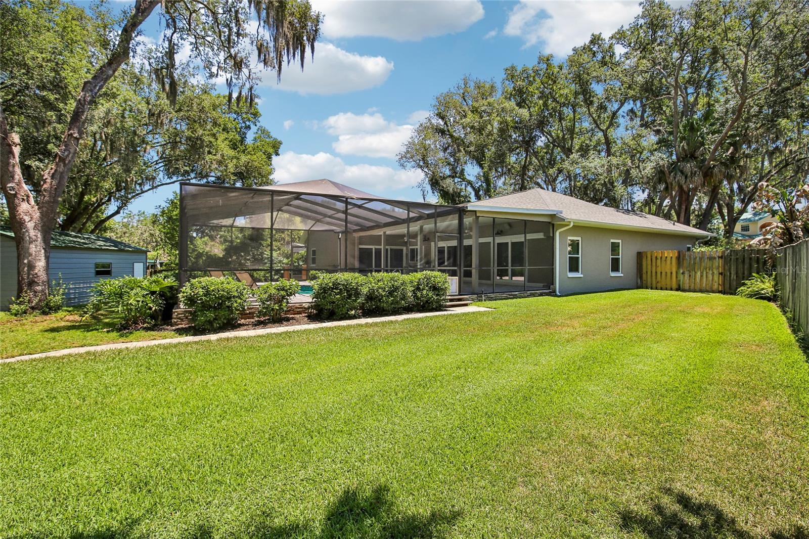 BUCKHORN OAKS UNIT 1 - Residential