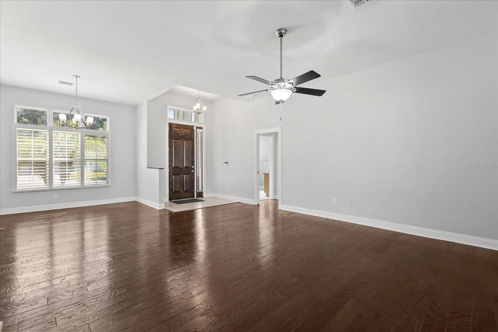 Photo of 11411 SW 139th Place, Dunnellon, FL 34432 (MLS # O6358333)