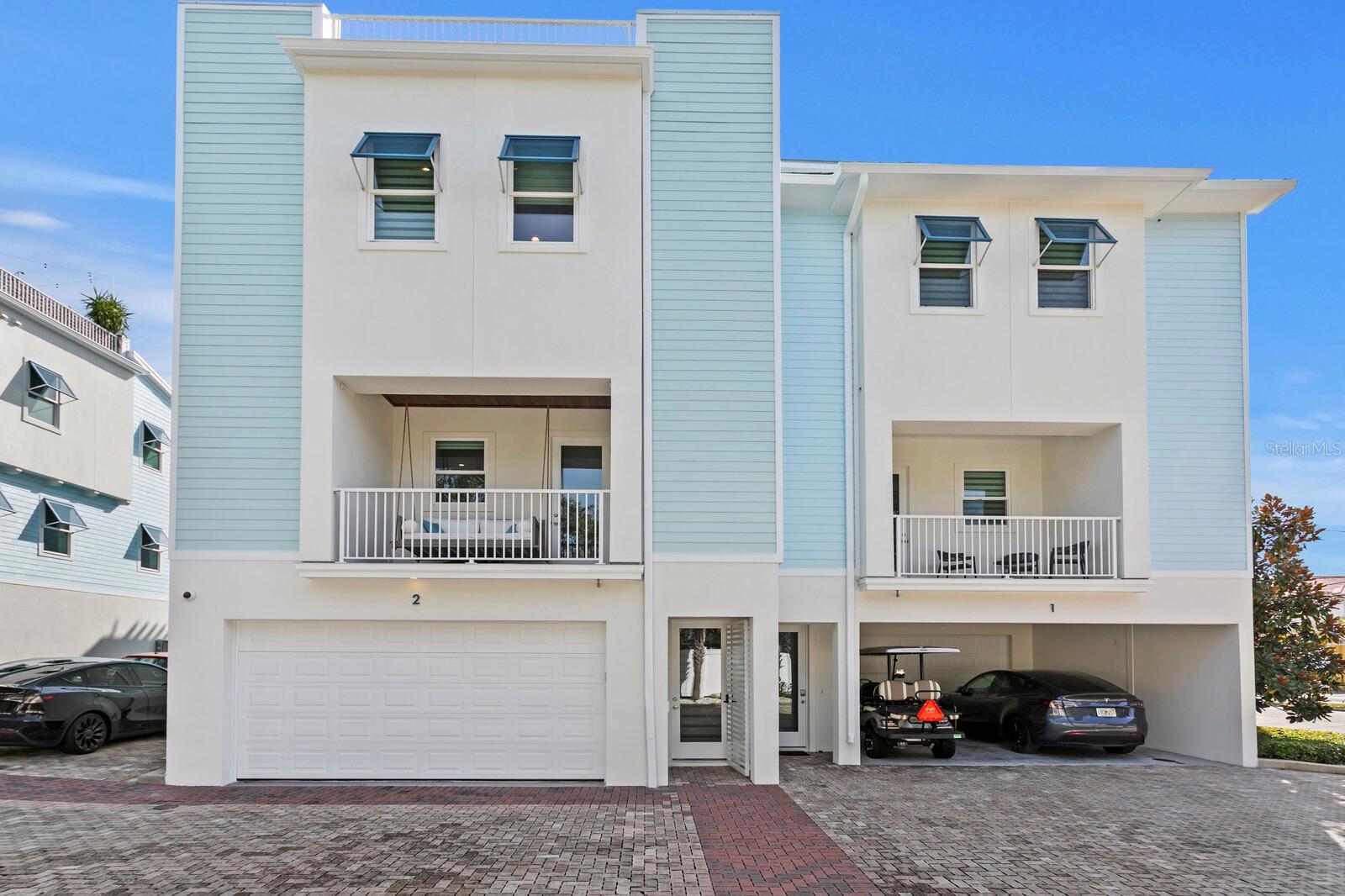 MIRA VISTA TWNHMS - Residential