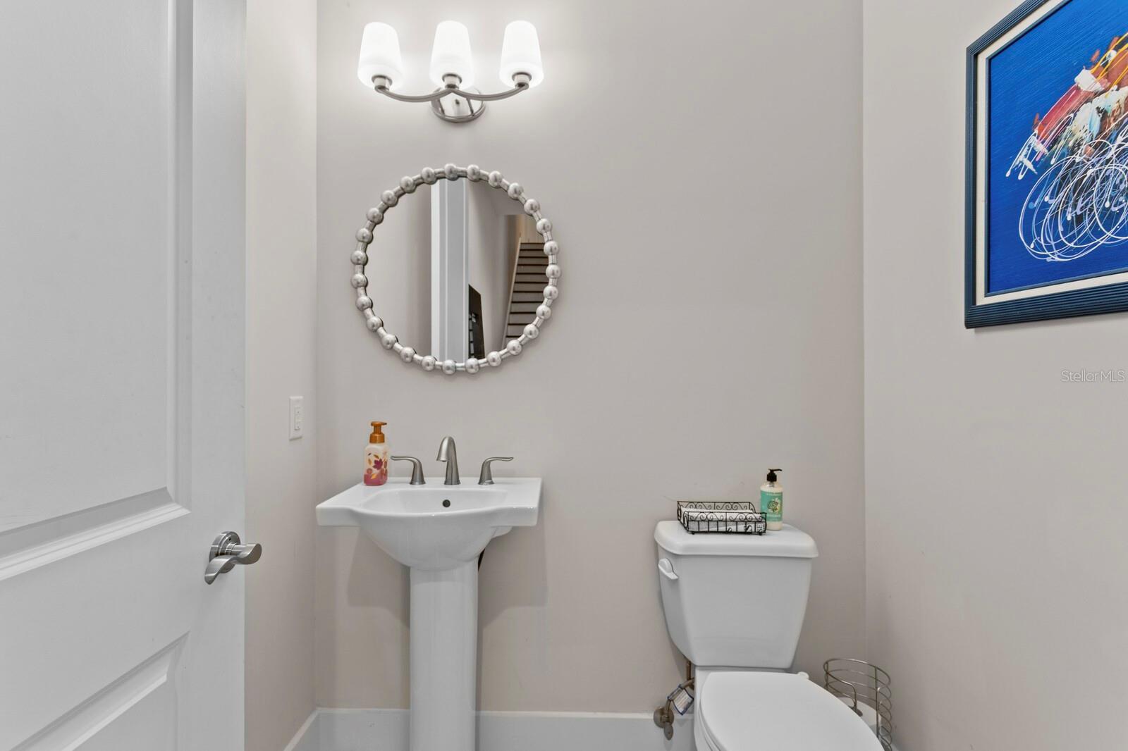 MIRA VISTA TWNHMS - Residential