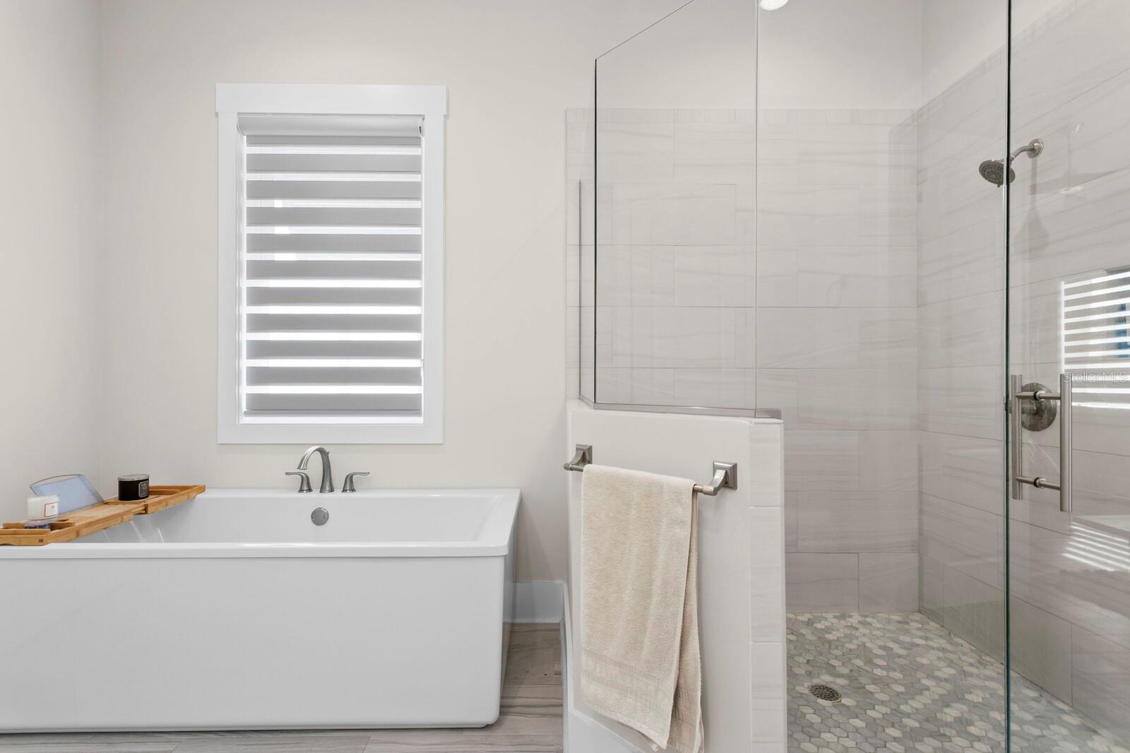 MIRA VISTA TWNHMS - Residential