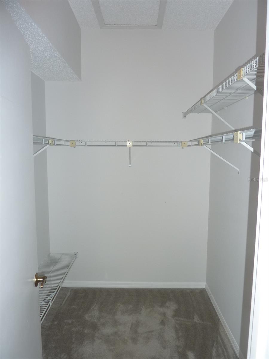 PARKVIEW POINTE SEC 2 - Residential Lease