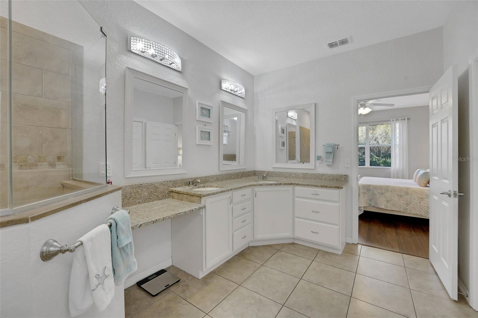 OAKWOOD GOLF CLUB PH 02 - Residential