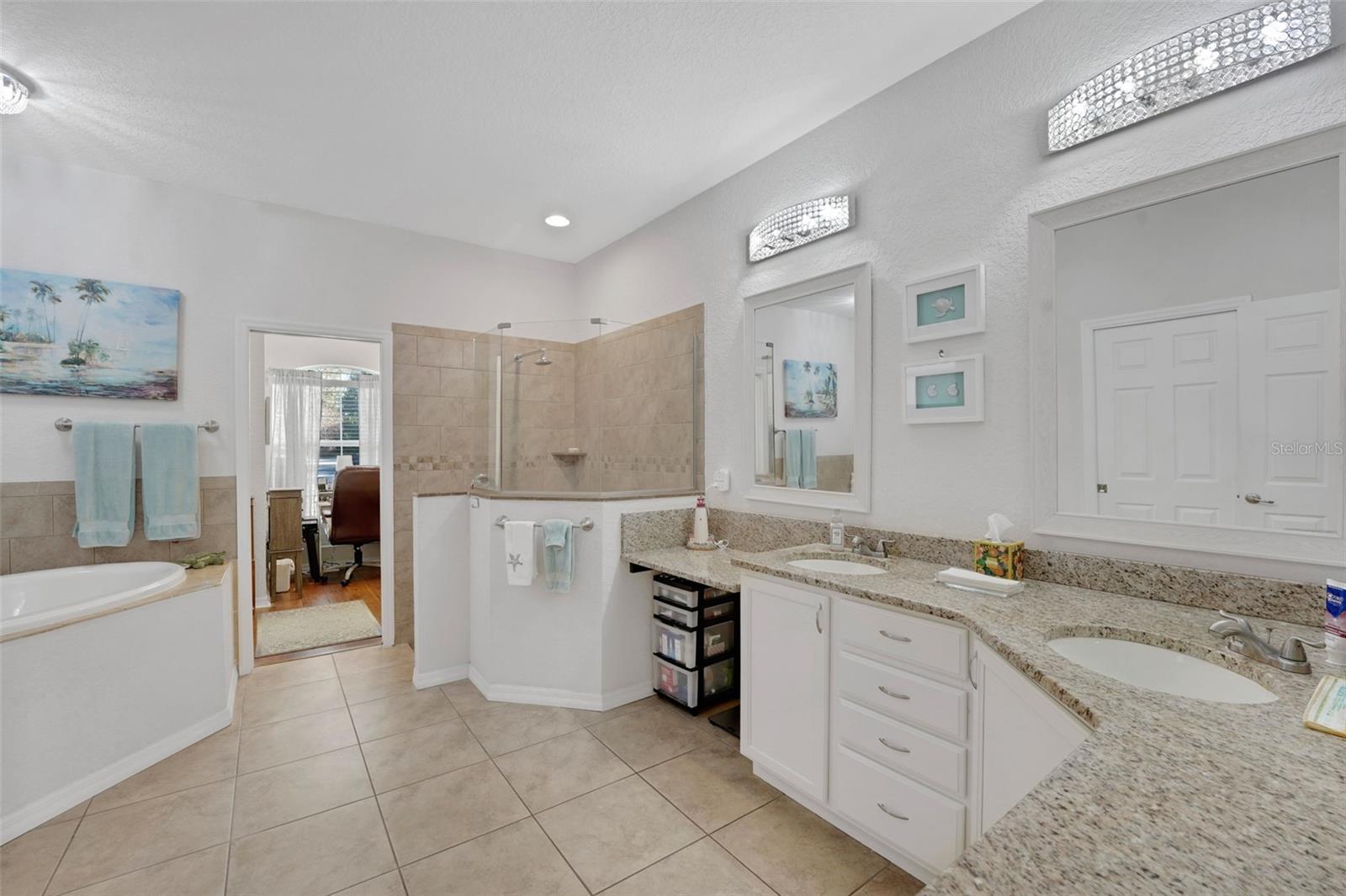 OAKWOOD GOLF CLUB PH 02 - Residential