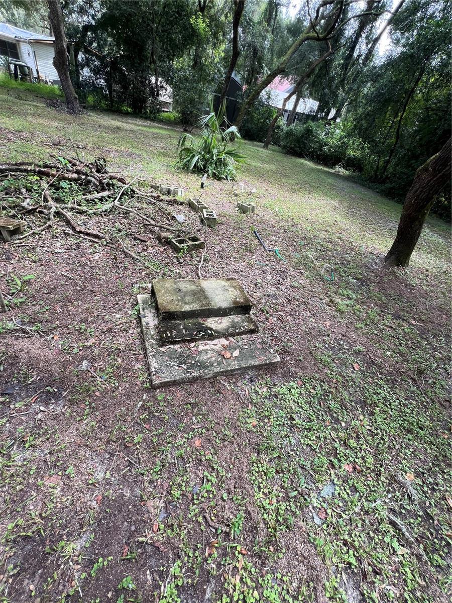 CROOM-A-COOCHEE ESTATES - Land