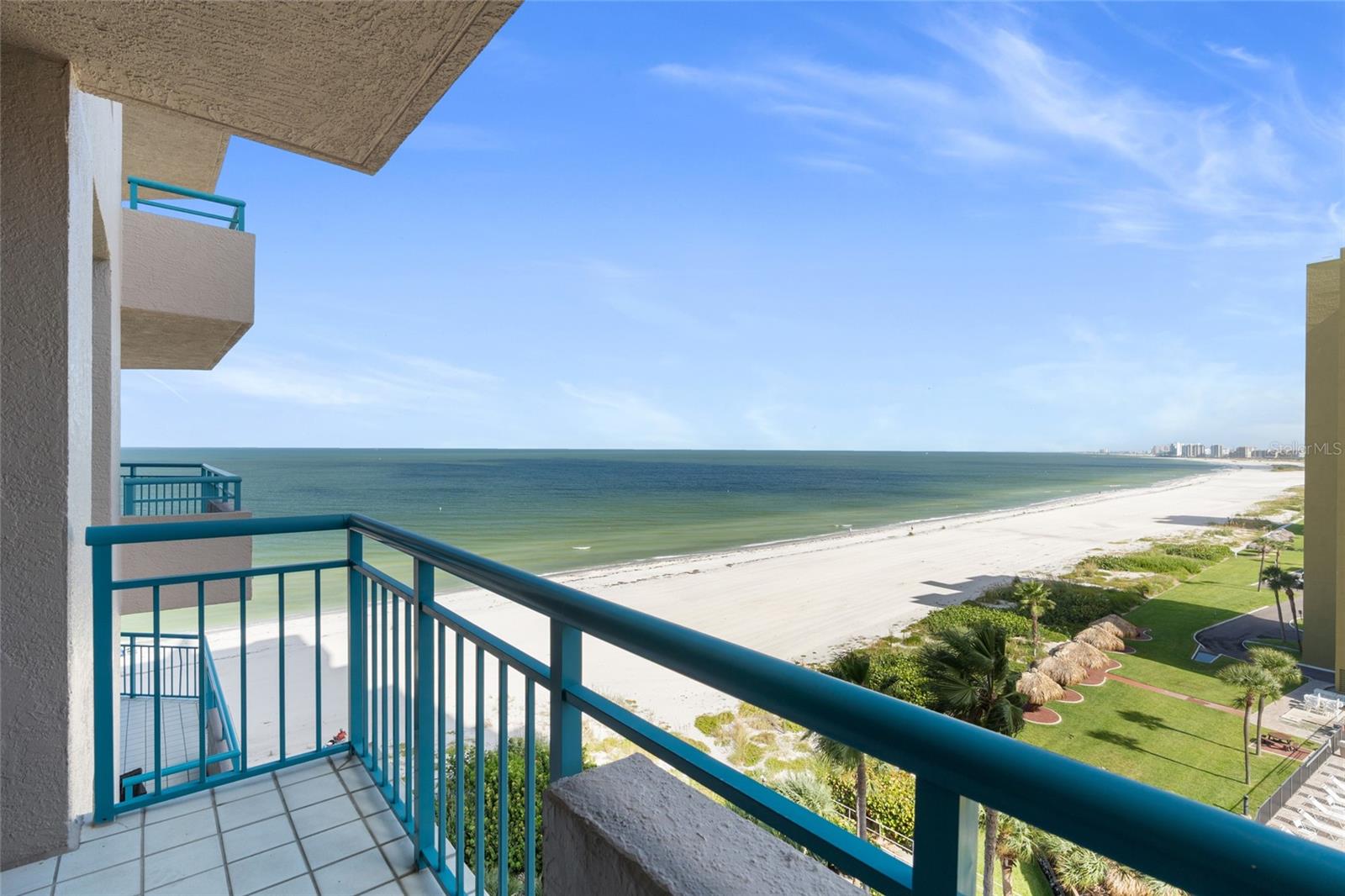 ULTIMAR ONE CONDO - Residential