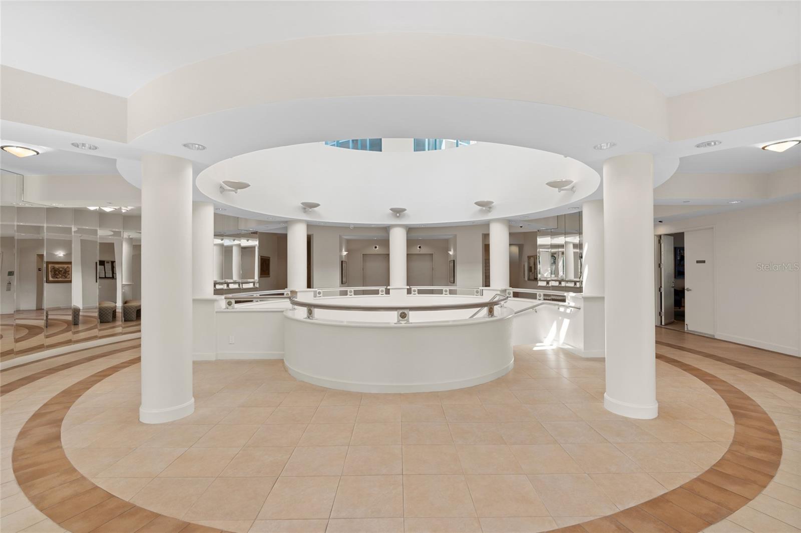 ULTIMAR ONE CONDO - Residential