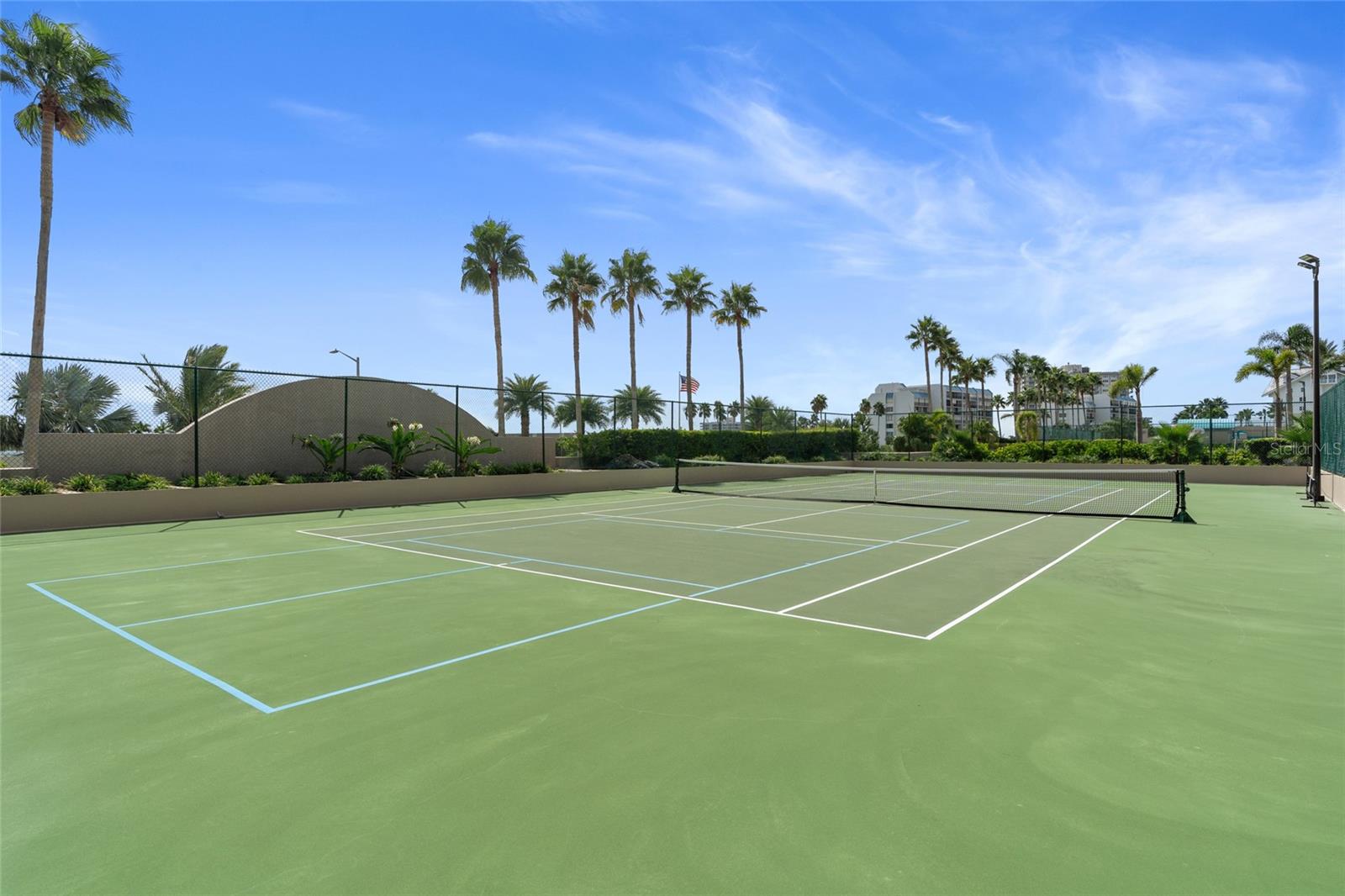 ULTIMAR ONE CONDO - Residential