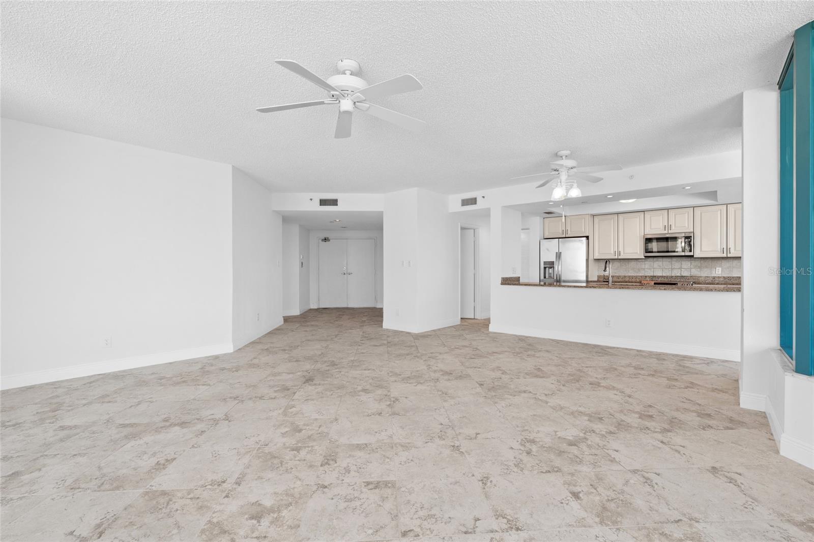 ULTIMAR ONE CONDO - Residential