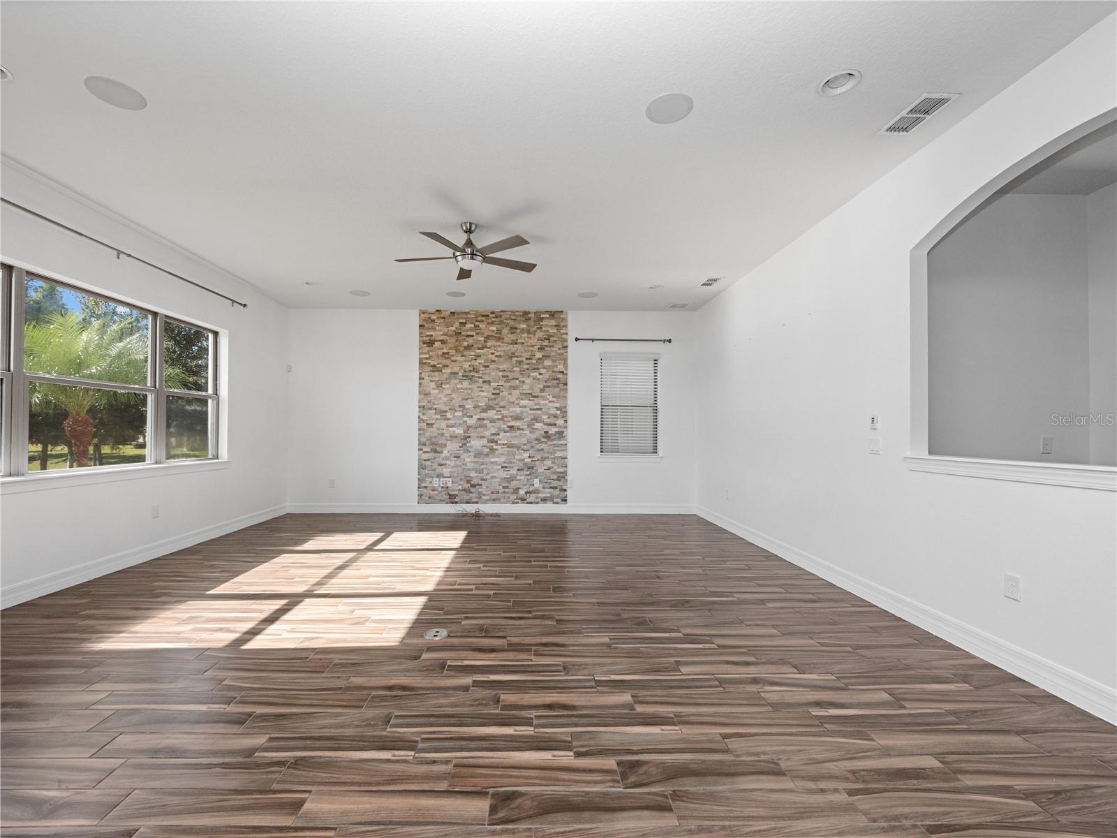 RUBY LK-PH 2 - Residential