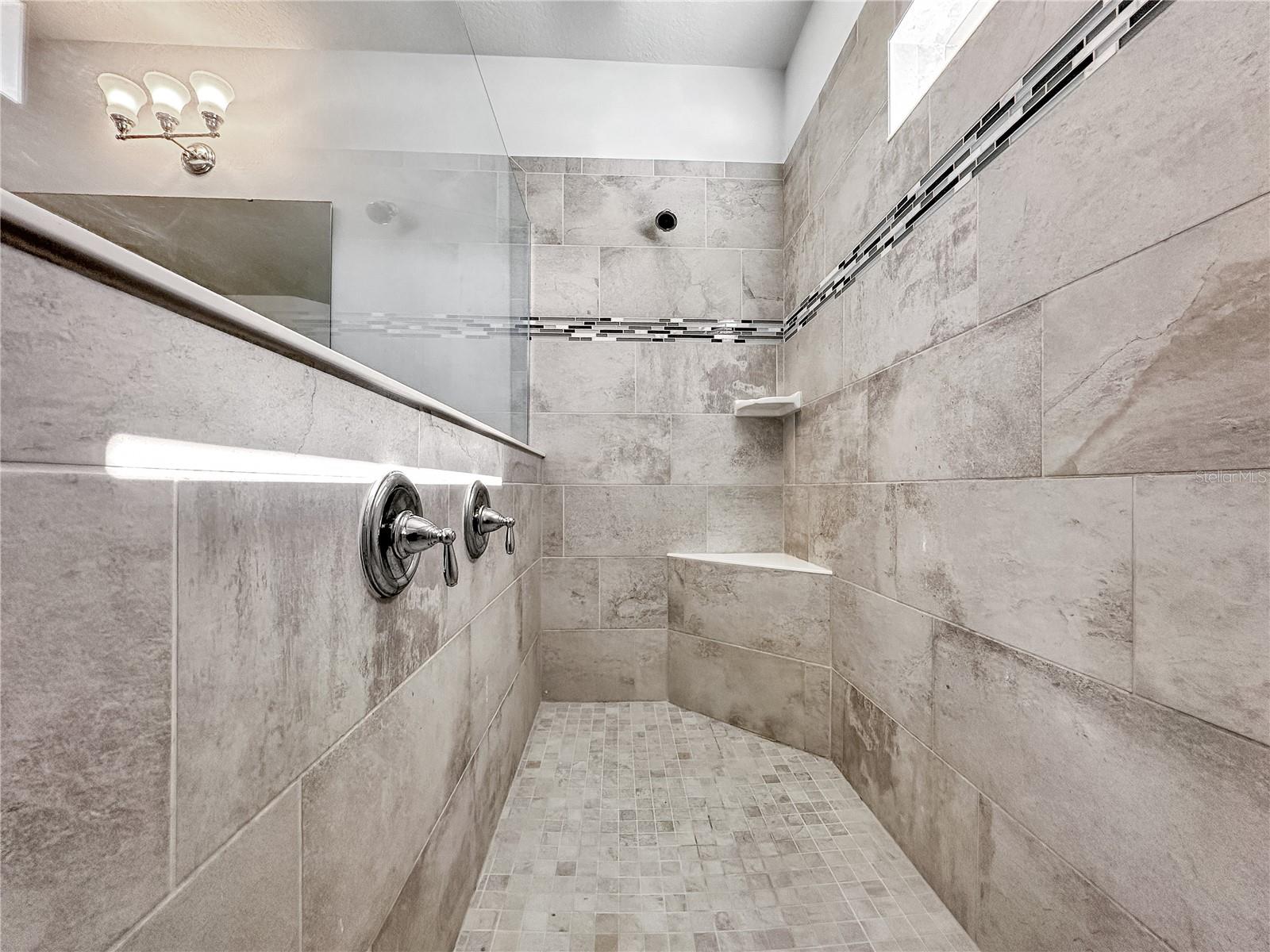 RUBY LK-PH 2 - Residential