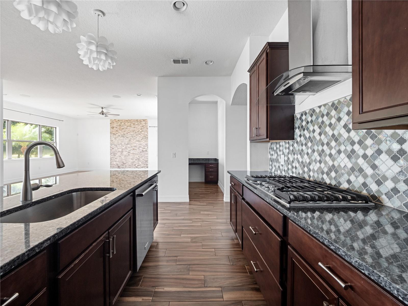 RUBY LK-PH 2 - Residential