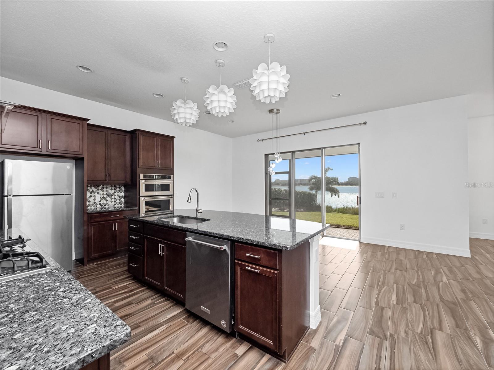 RUBY LK-PH 2 - Residential