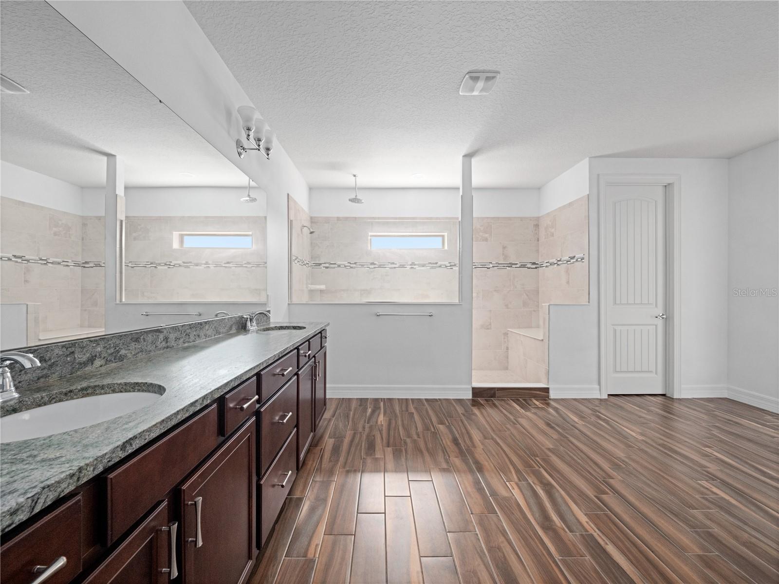 RUBY LK-PH 2 - Residential