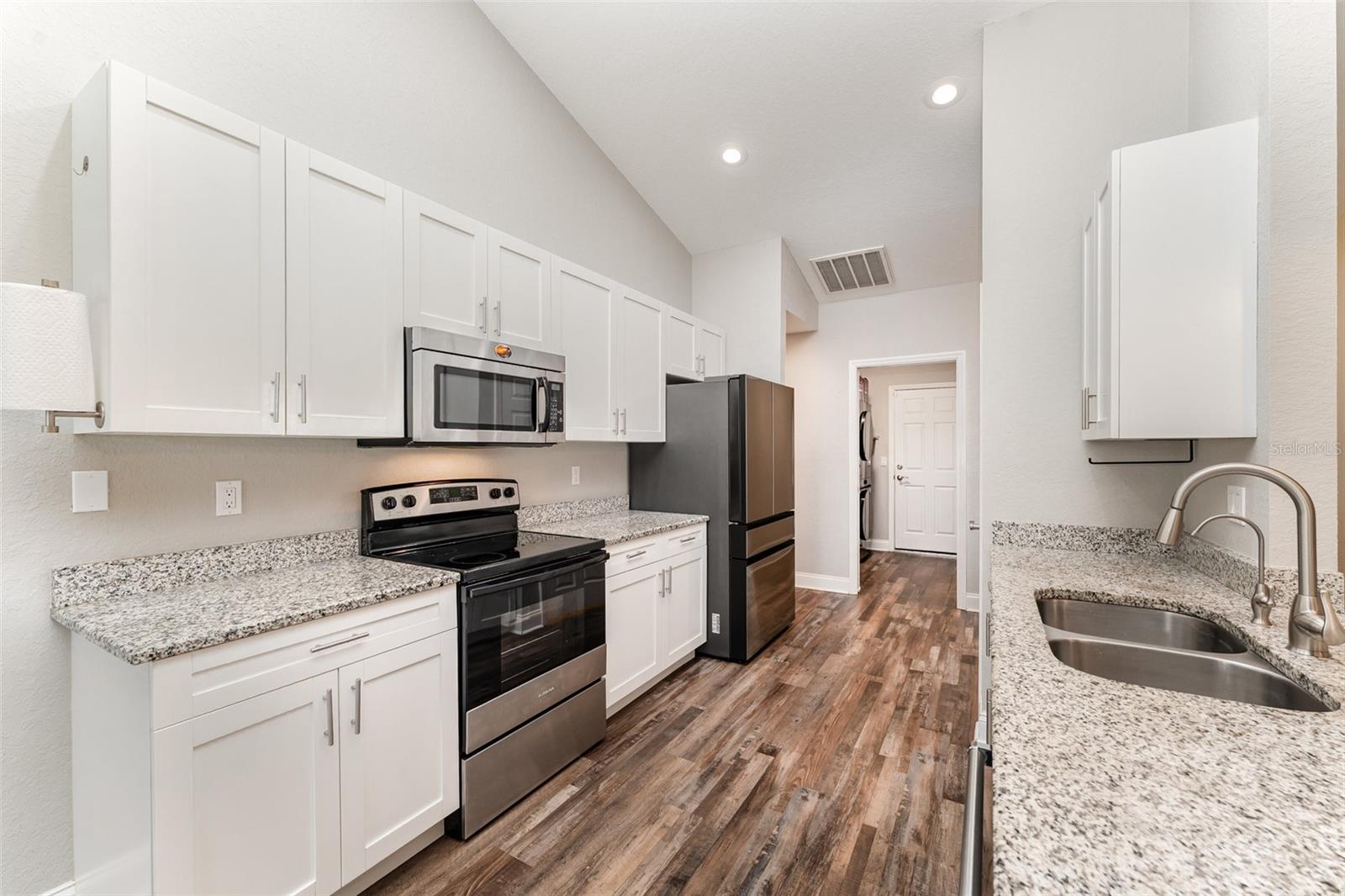 JARVIS HEIGHTS - Residential