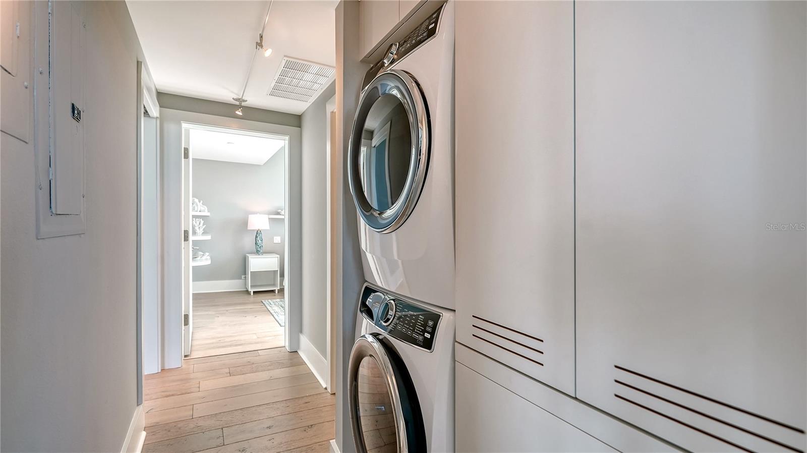 ALINARI - Residential