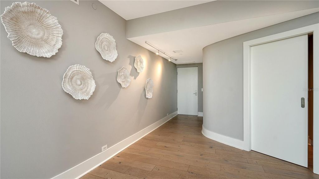 Photo of 800 N Tamiami Trail #505/507, Sarasota, FL 34236 (MLS # A4672850)