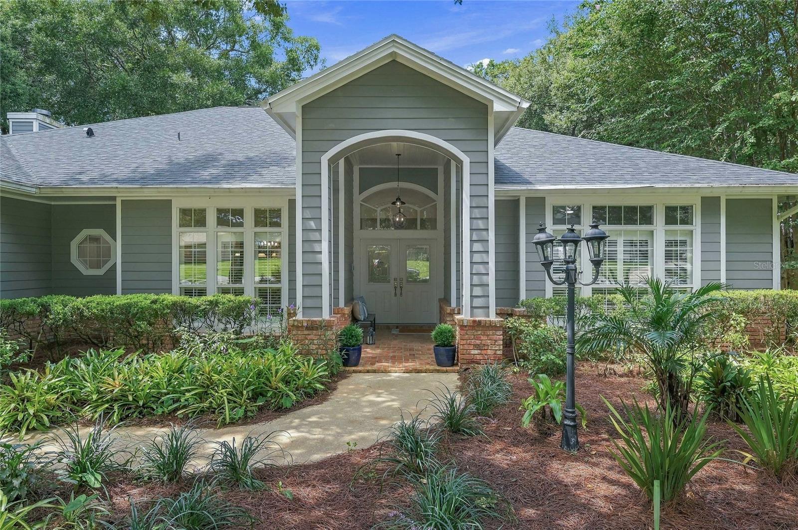 618 CROOKED PINE COURT