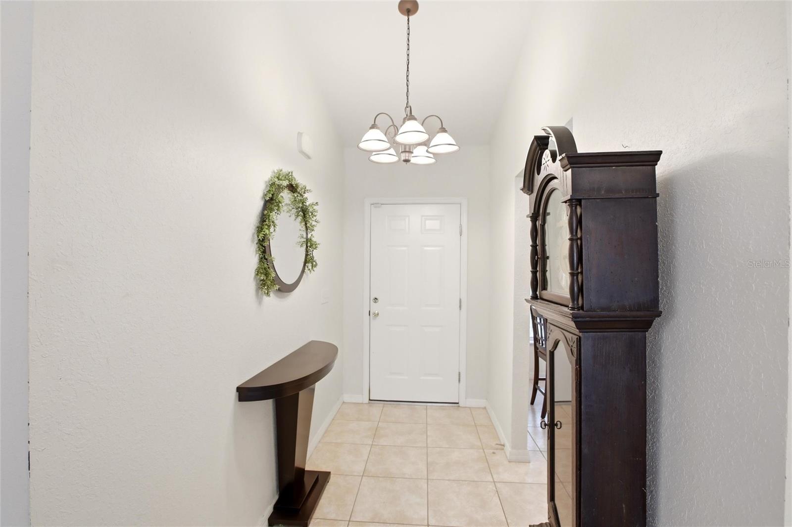 1427 CROSSVIEW STREET