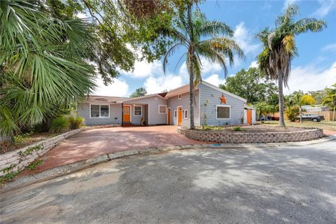 157 7TH AVENUE SW LARGO FL 33770