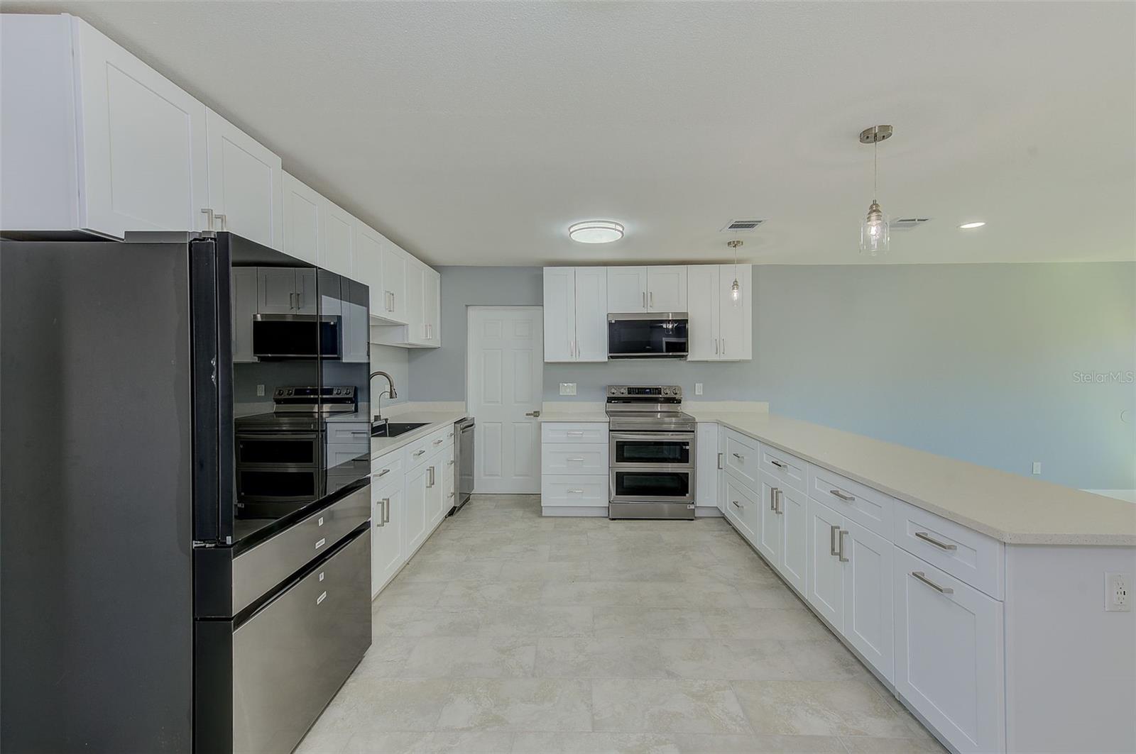 APOLLO BEACH UNIT ONE PT ONE - Residential