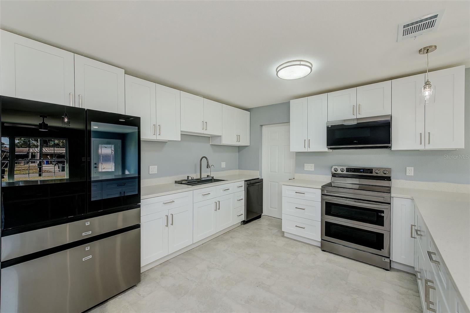 APOLLO BEACH UNIT ONE PT ONE - Residential