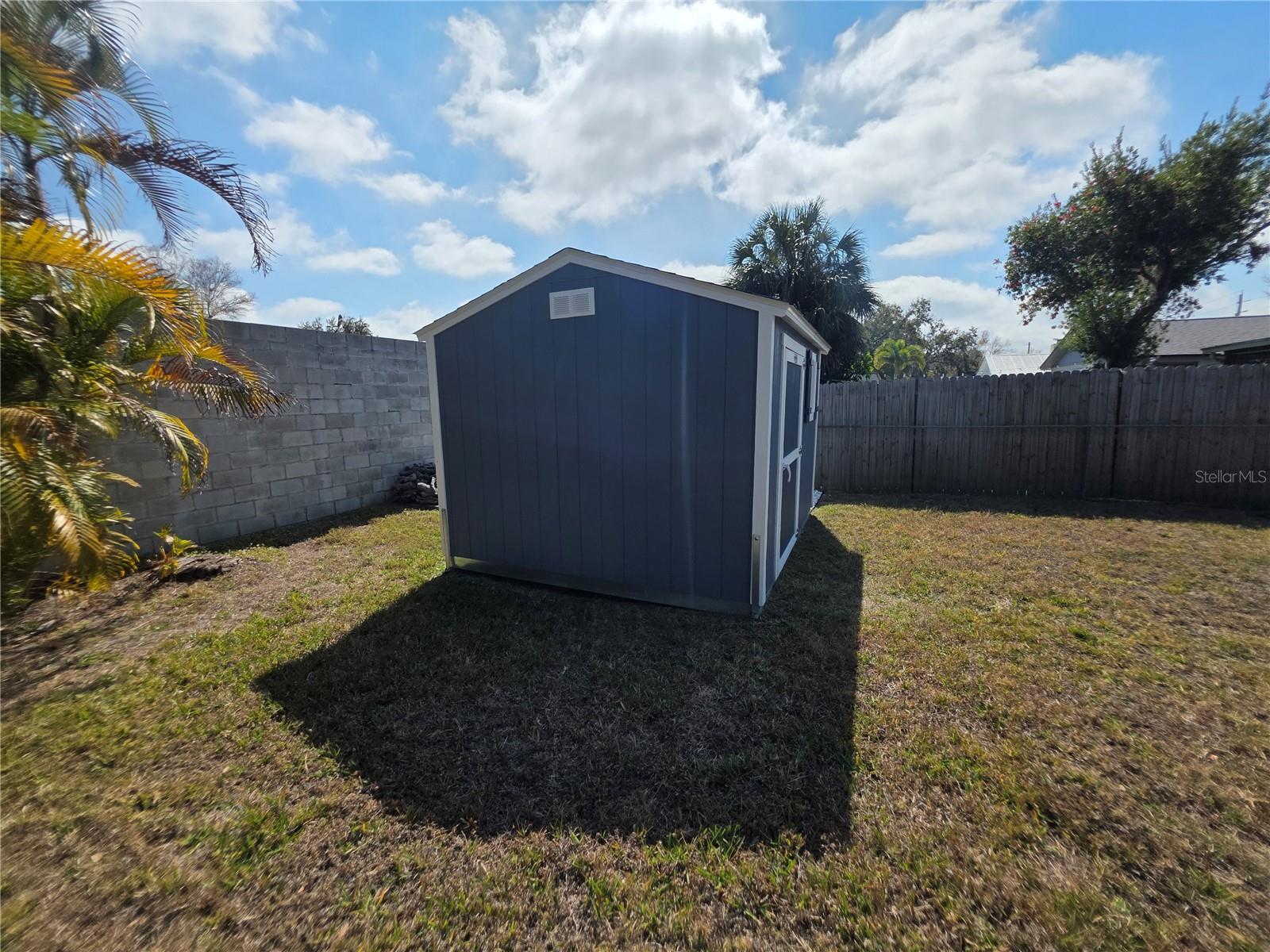 WOODLAND HOMES - Residential