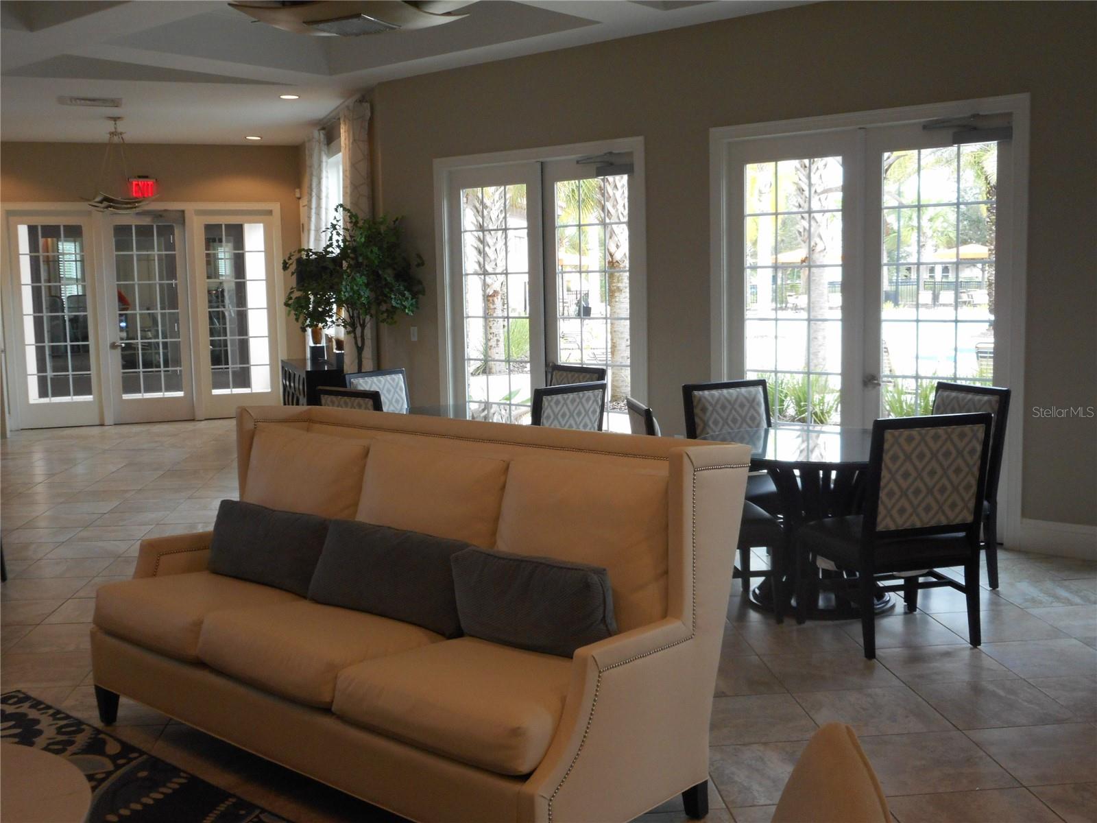 OAKMONT PH 01 - Residential