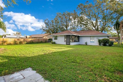 A home in LAKELAND