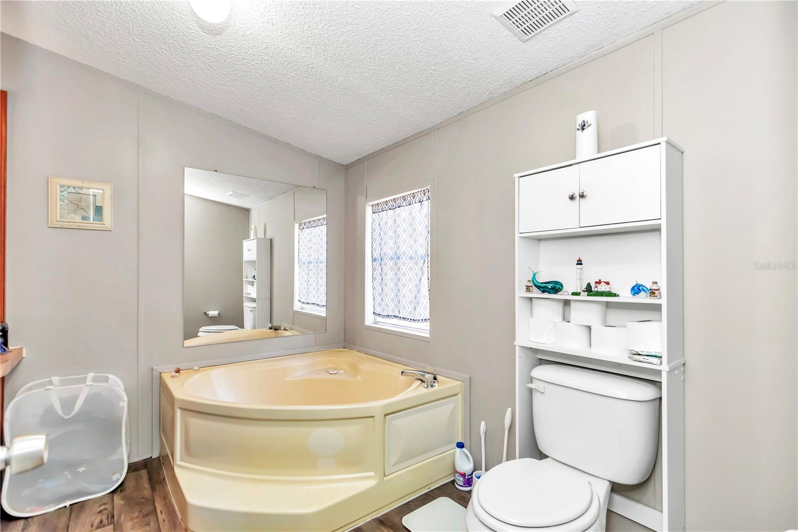 FLORIDA HIGHLANDS - Residential