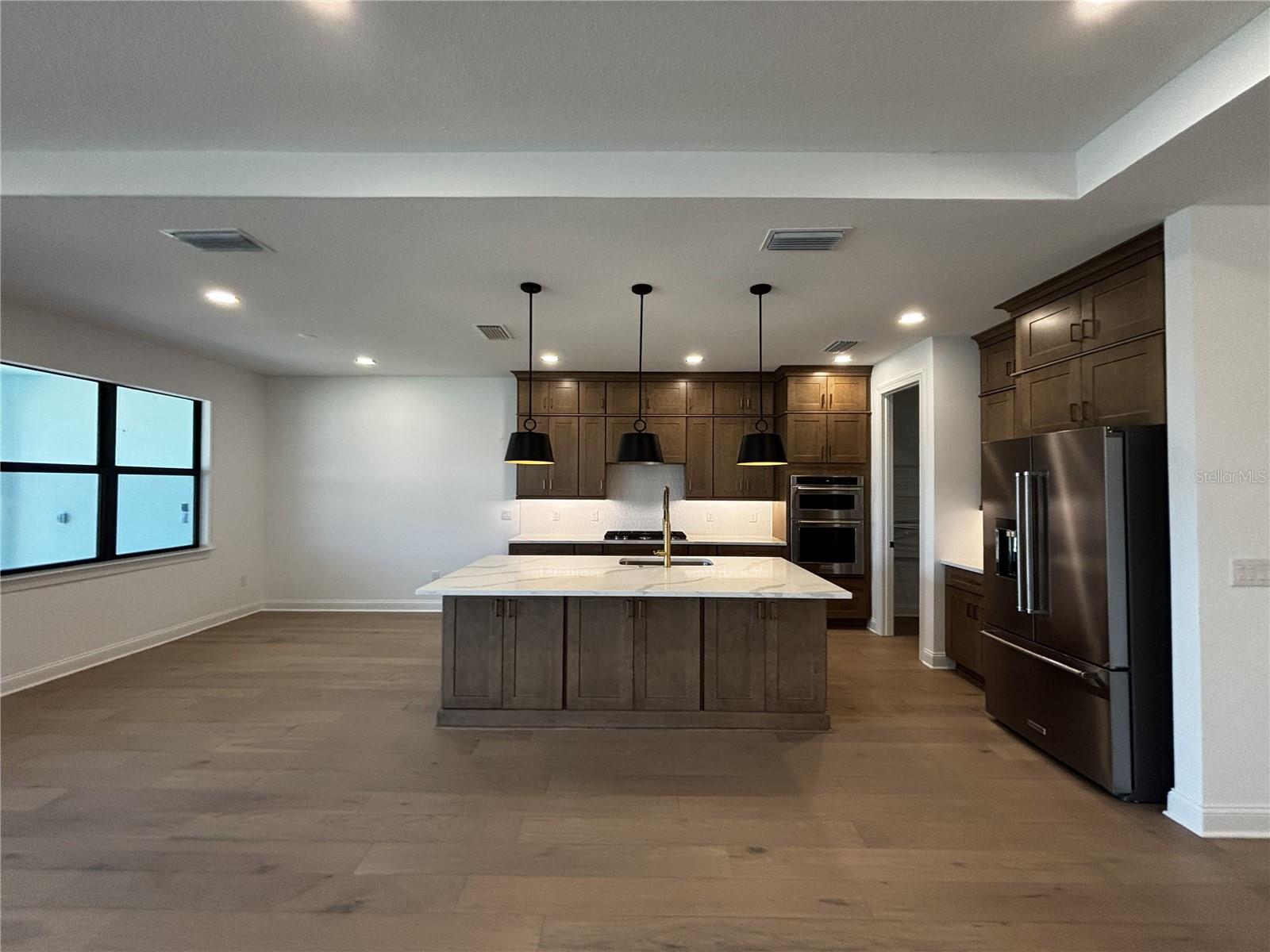 REGENCY AT WATERSET - Residential