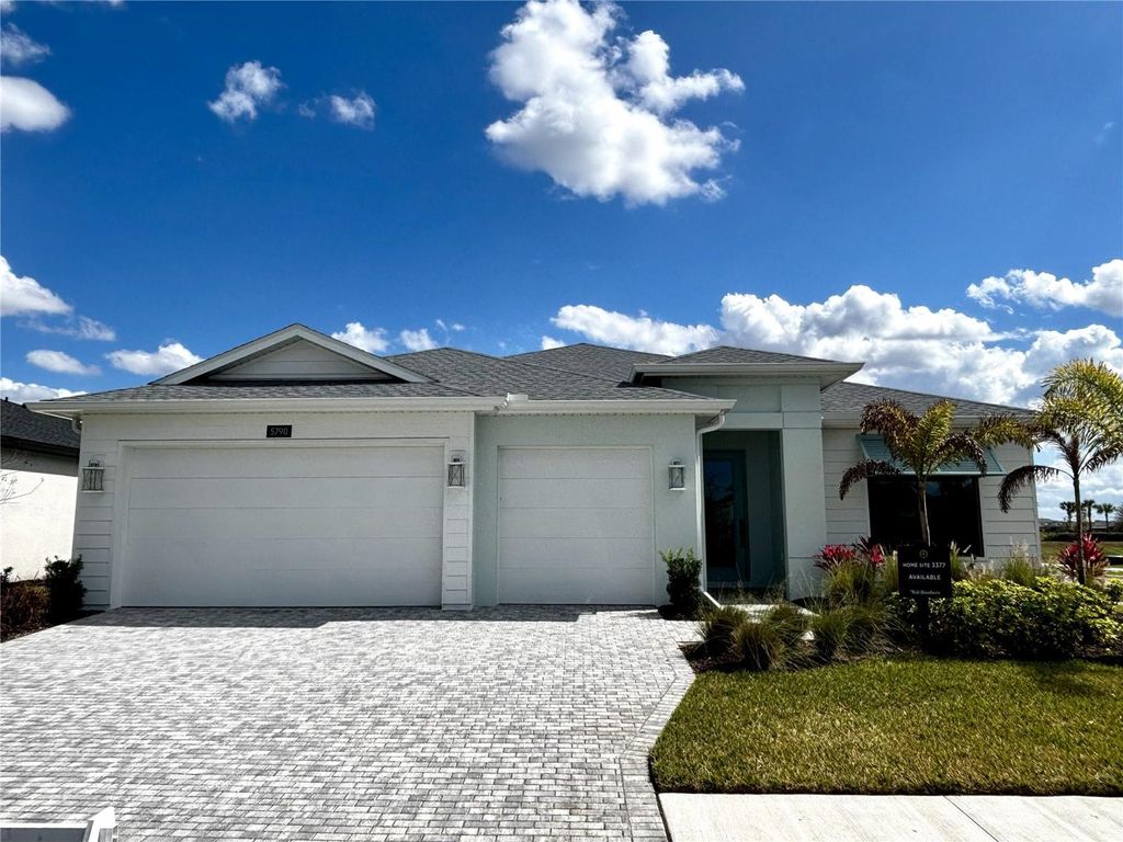 Photo of 5790 Freestone Circle, Apollo Beach, FL 33572 (MLS # A4683630)