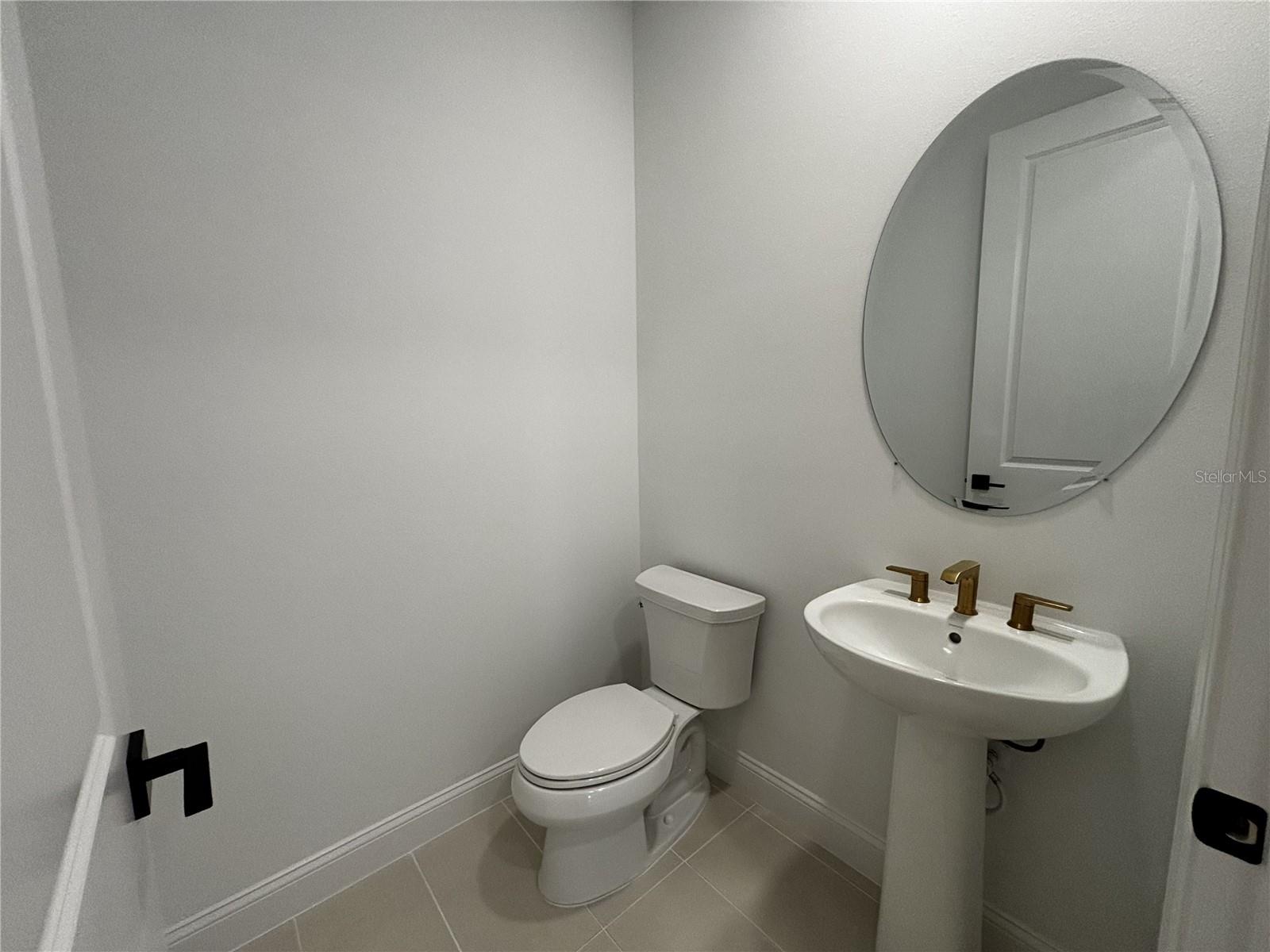 REGENCY AT WATERSET - Residential