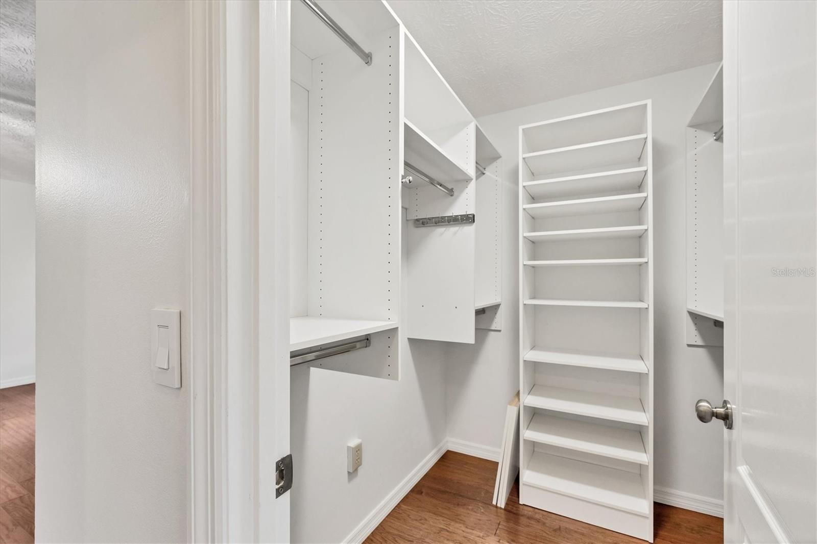 MILL CREEK PH I - Residential