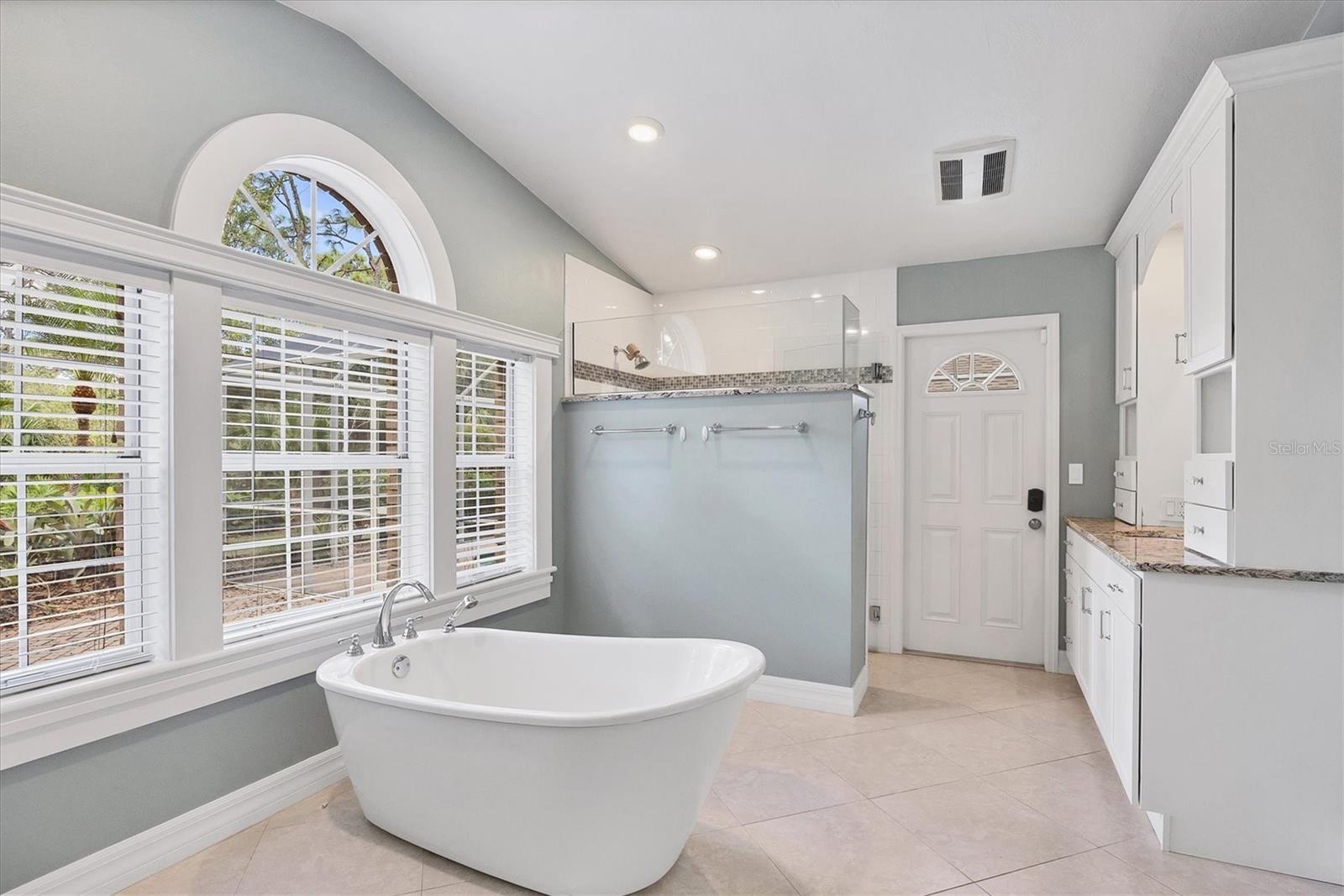 MILL CREEK PH I - Residential