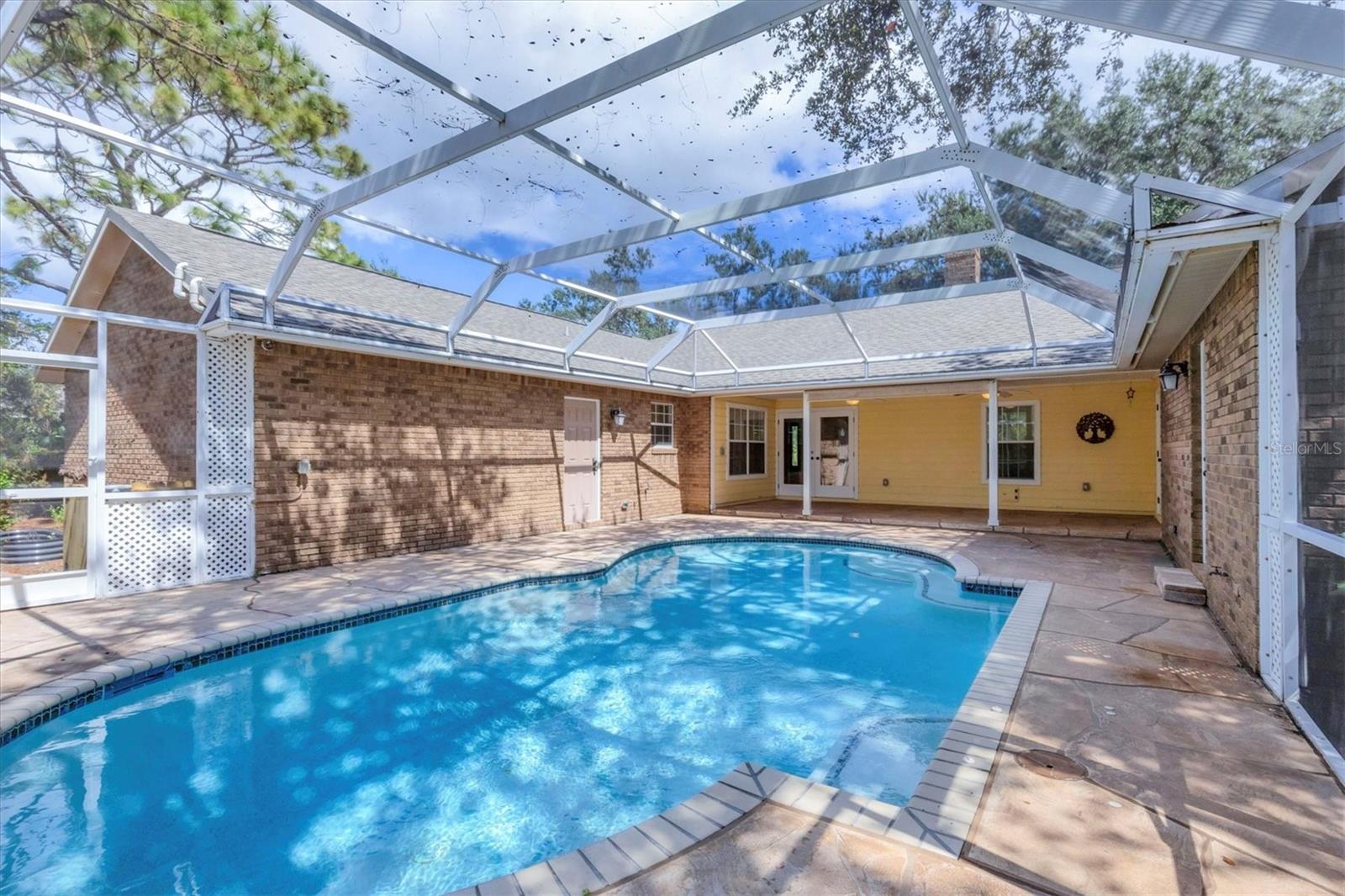 MILL CREEK PH I - Residential