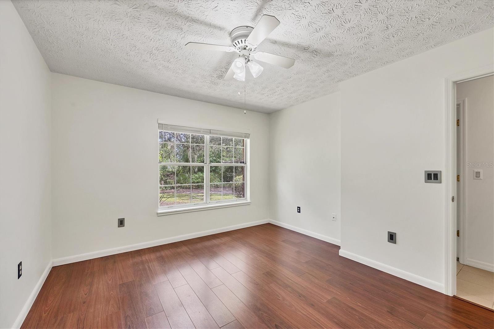 MILL CREEK PH I - Residential