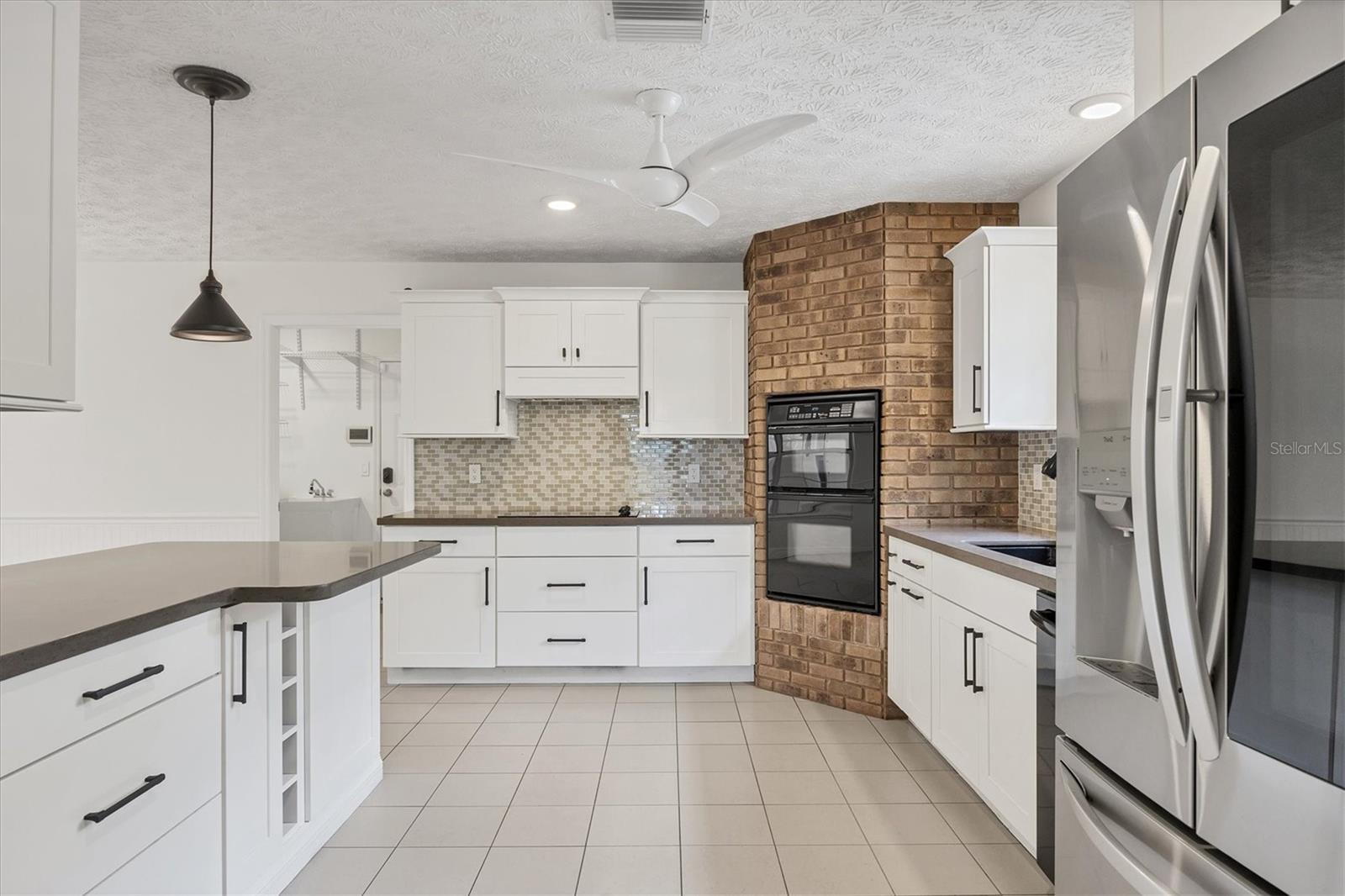 MILL CREEK PH I - Residential