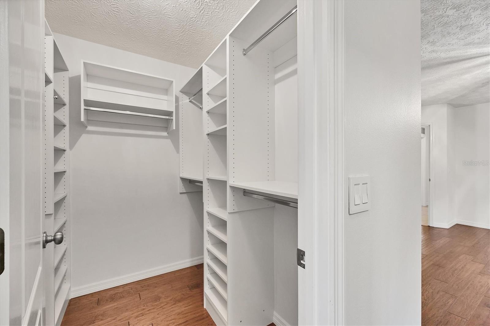 MILL CREEK PH I - Residential