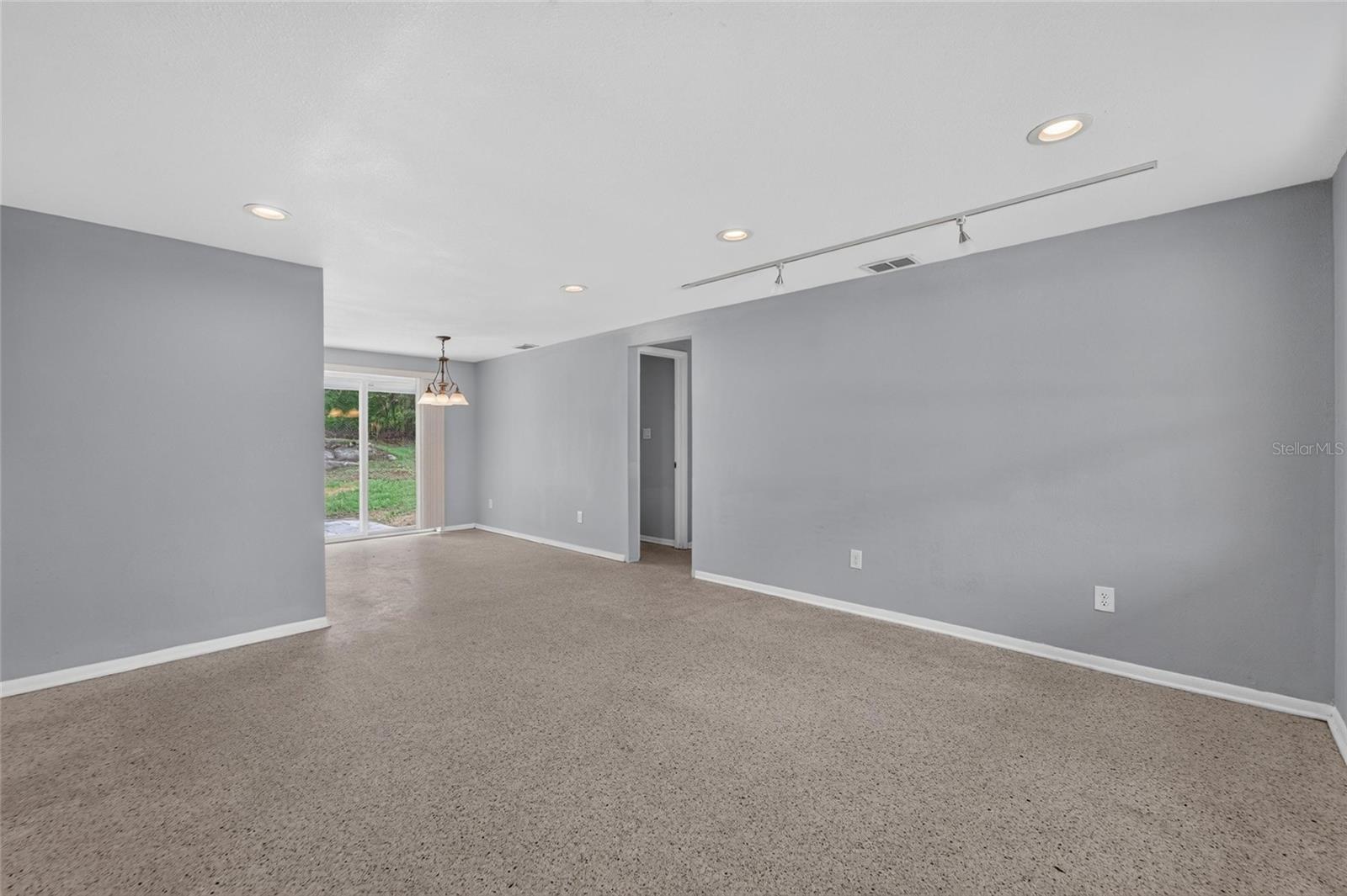 506 SHAMROCK ROAD