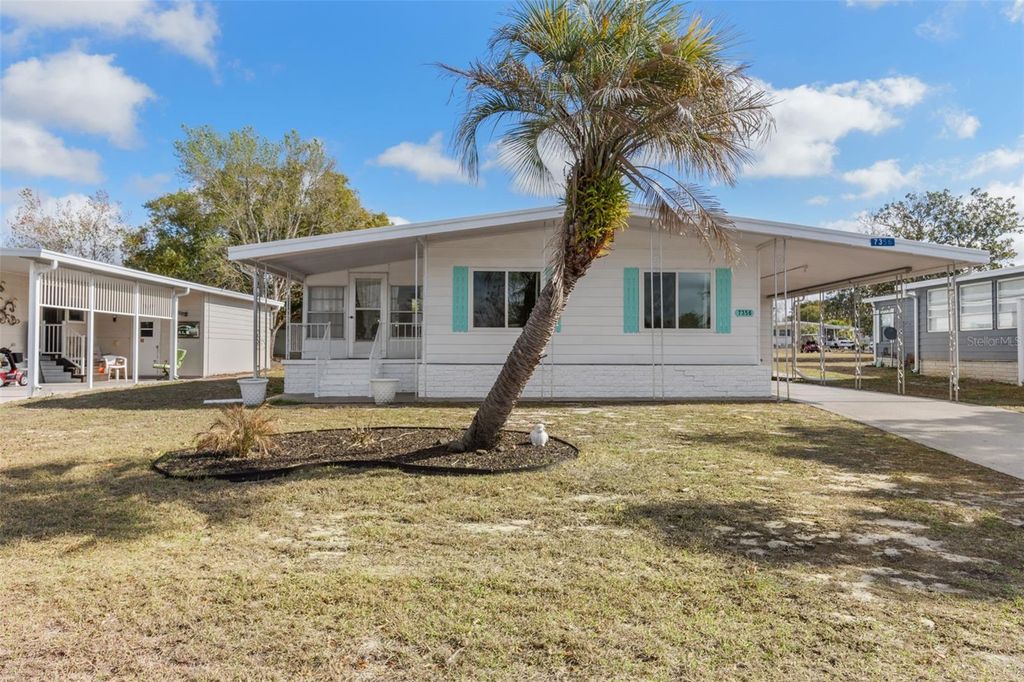 Photo of 7356 Western Circle Drive, Brooksville, FL 34613 (MLS # TB8477670)
