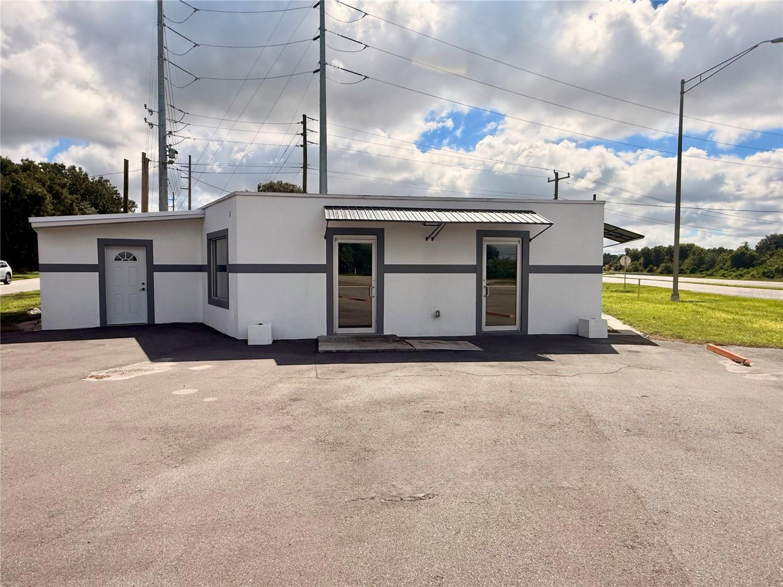 1130 STATE ROAD 60 W