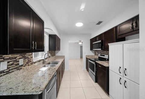Tiny photo for 10 Emerald Run, Ocala, FL 34472 (MLS # OM734453)