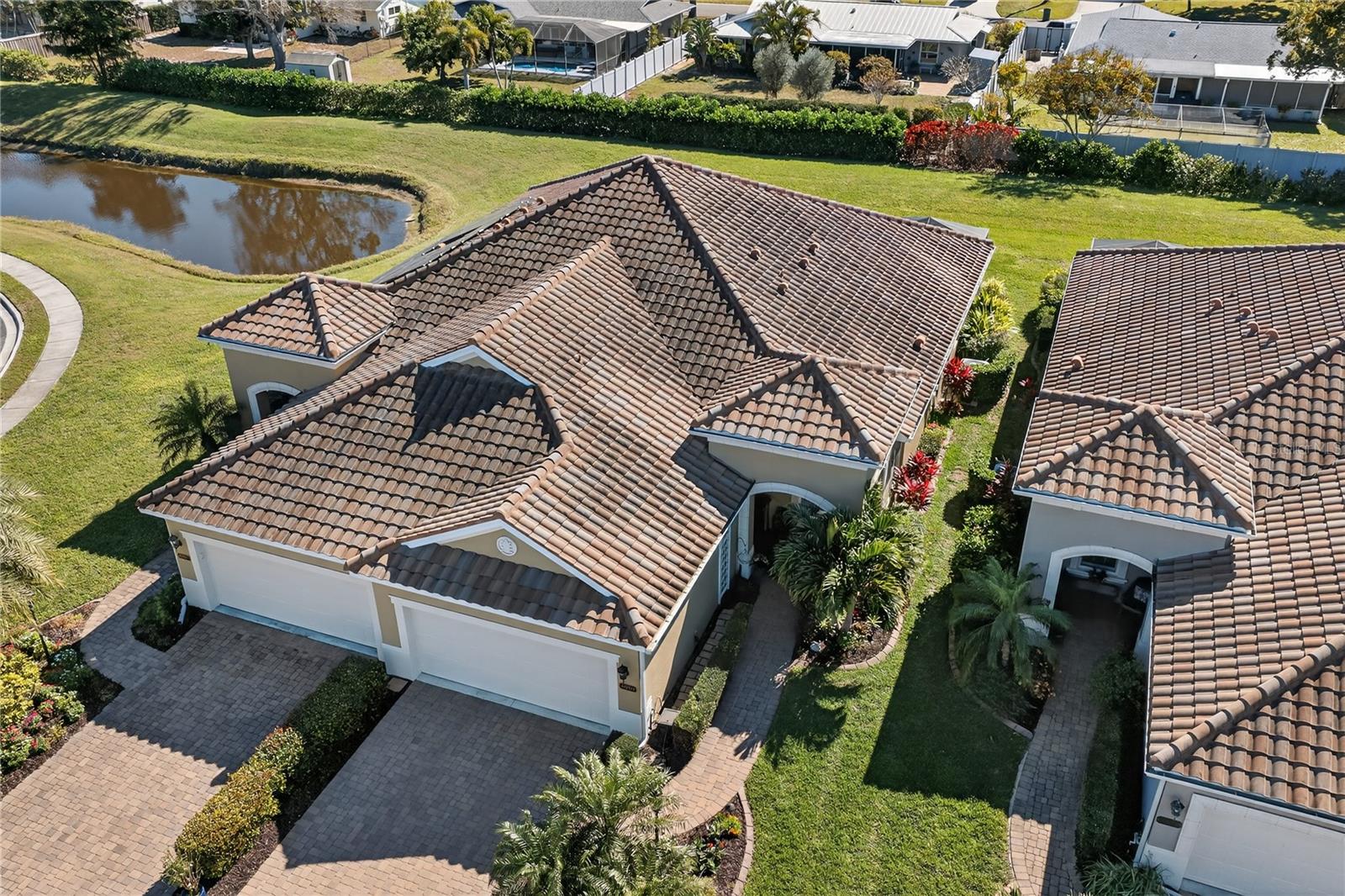 6909 PLAYA BELLA DRIVE