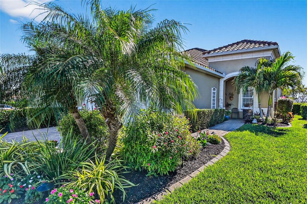 Photo of 6909 Playa Bella Drive, Bradenton, FL 34209 (MLS # A4679721)
